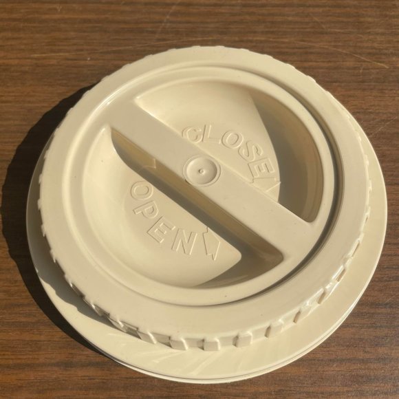 Vintage Sterilite Mini Trash Can - Picture 8 of 9